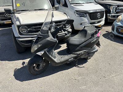 סאן יאנג טיוואן 125 מודל 2014. יד רביעית
מנוע: בנזין, נפח מנוע: 124 סמ"ק, מפתח: יש.
על רוכש 