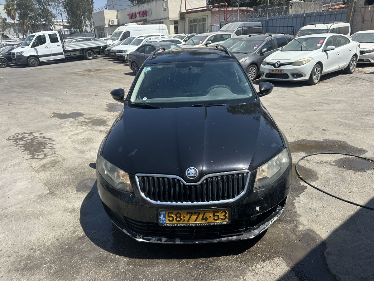 סקודה אוקטביה