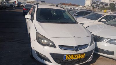 אופל אסטרה מודל 2013. יד שלישית
צבע: לבן, מנוע: דיזל, נפח מנוע: 1,956 סמ"ק, מפתח: אין.
על רוכש 