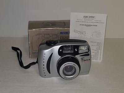 מצלמת פילים אוטומטית עם זום ידני .
באריזה מקורית עם תעודה .
פלסטיק הזום דביק .
מעצב עבודה לא