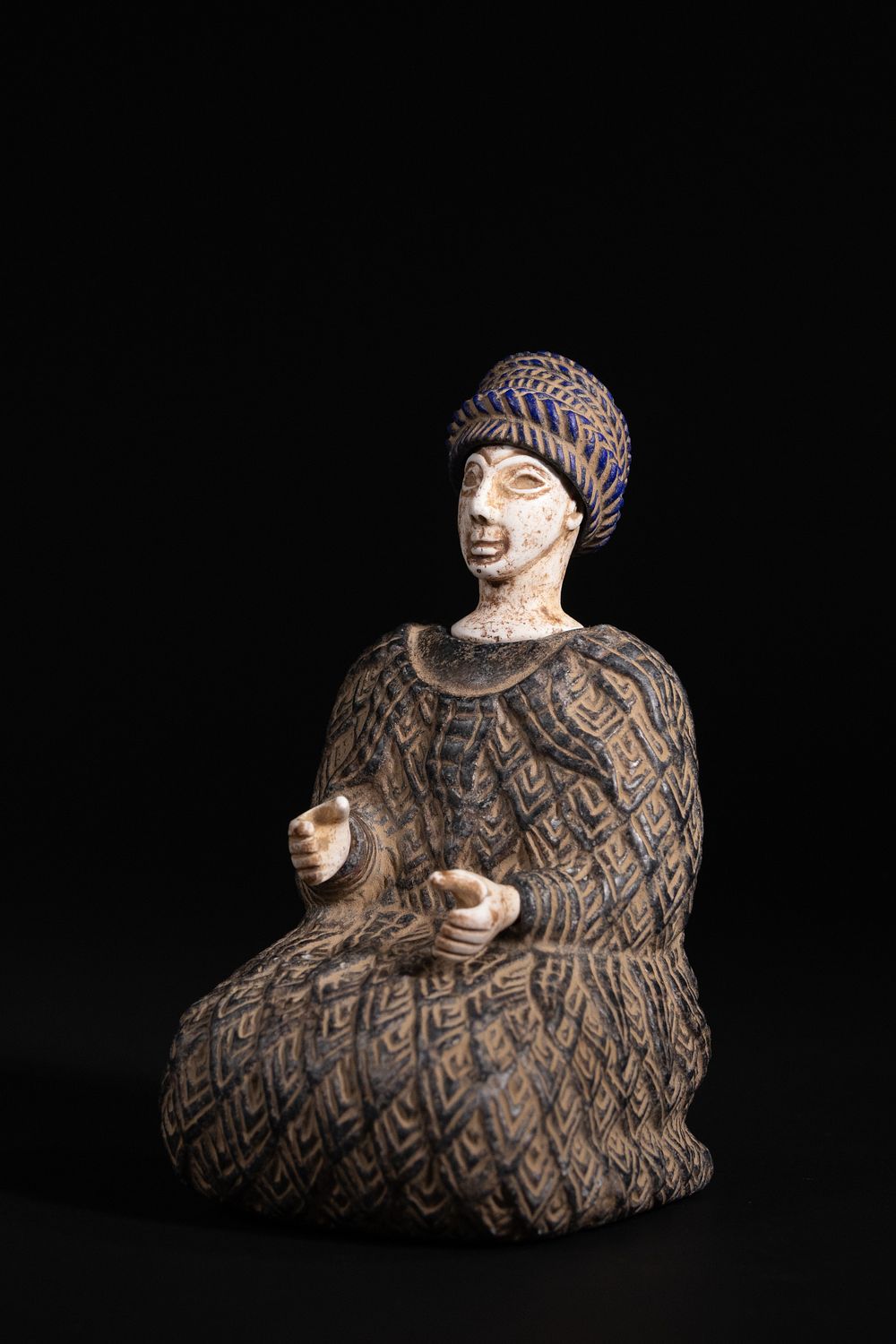 Grand Auction House | Auction 011 | Antiquities, Islamic & Asian Art