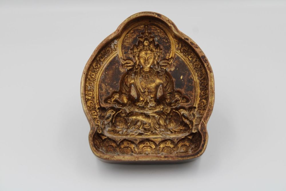 Lot 51: Explore this exquisite Chinese Gandhara Tibetan bronze Buddha...