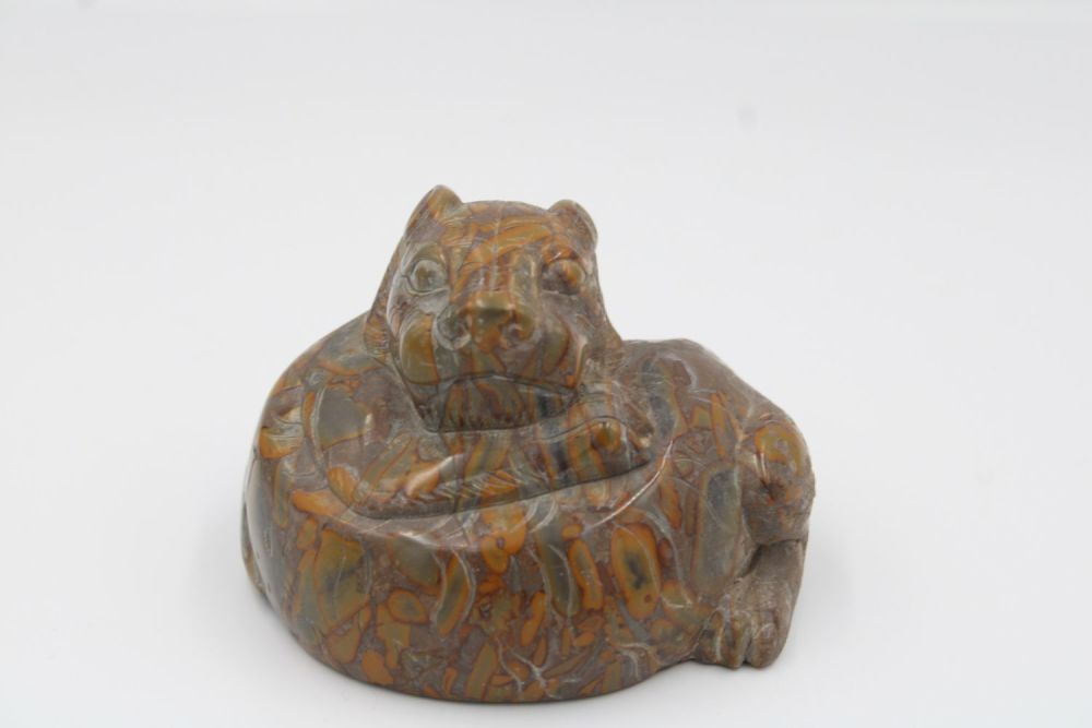 Lot 70: Chinese agate carving of a tiger.
