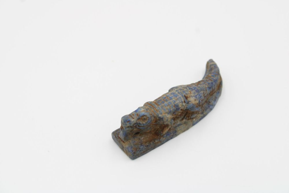 Lot 227: Luxurious Egyptian gem: Majestic lapis lazuli crocodile amulet...