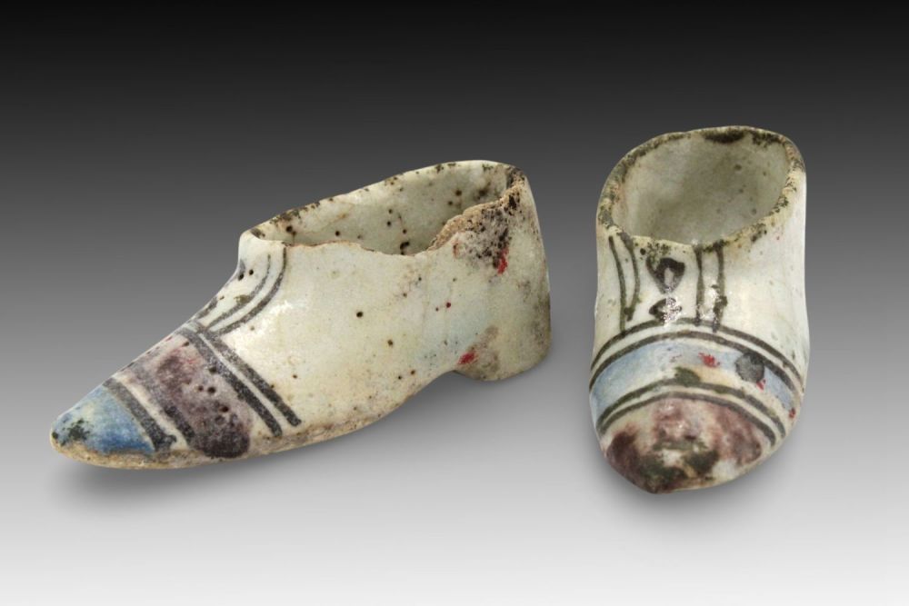 Lot 41: An Islamic Pair of Boots from the 19th...