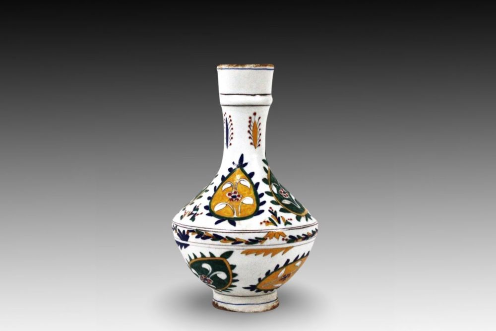 Lot 95: A Flower Pot from the Kütahya Province with...