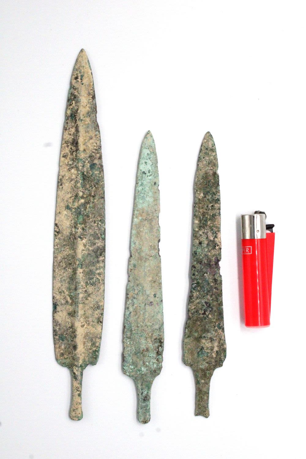 Lot 156: A Lot of 3 Luristan Bronze Arrowheads from...