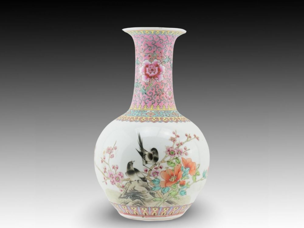 Lot 208: A Chinese Flower Pot from the 20th Century...