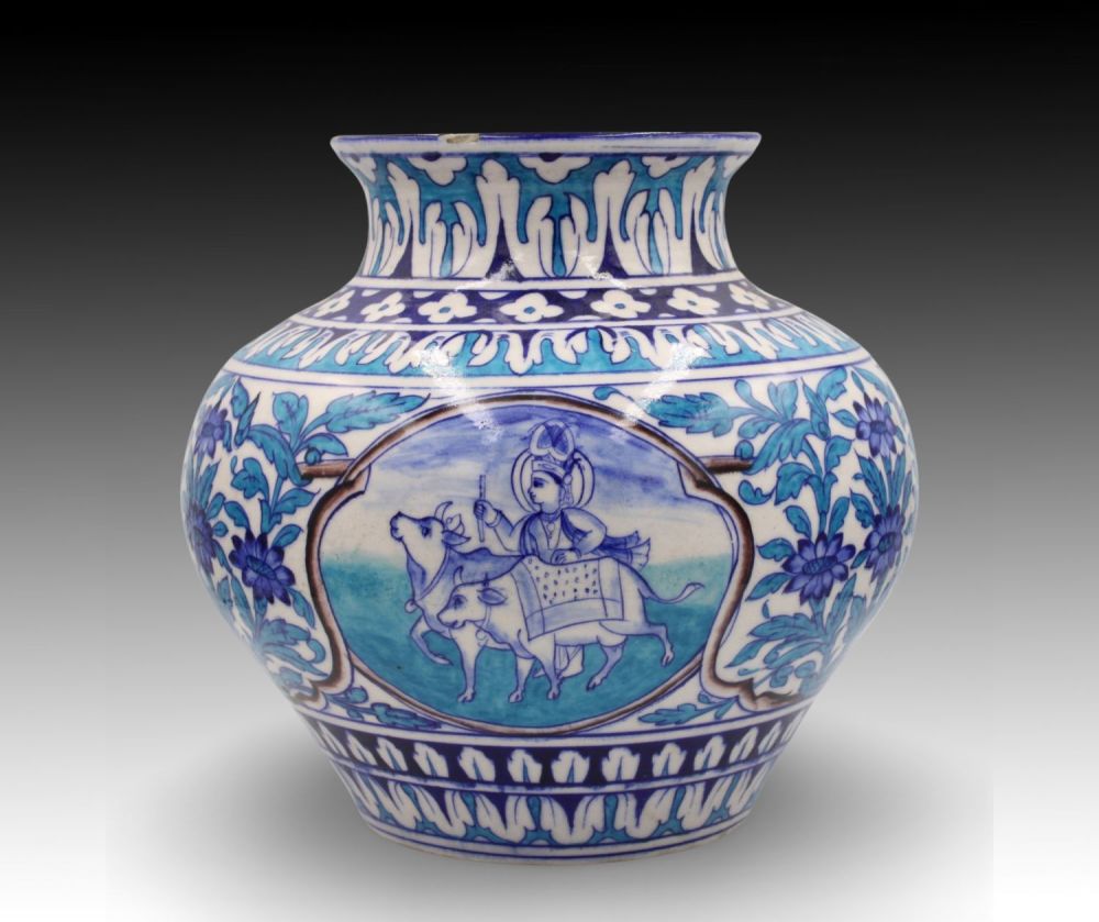 Lot 275: An Indian Hyderabad Large Vase from the 19th...