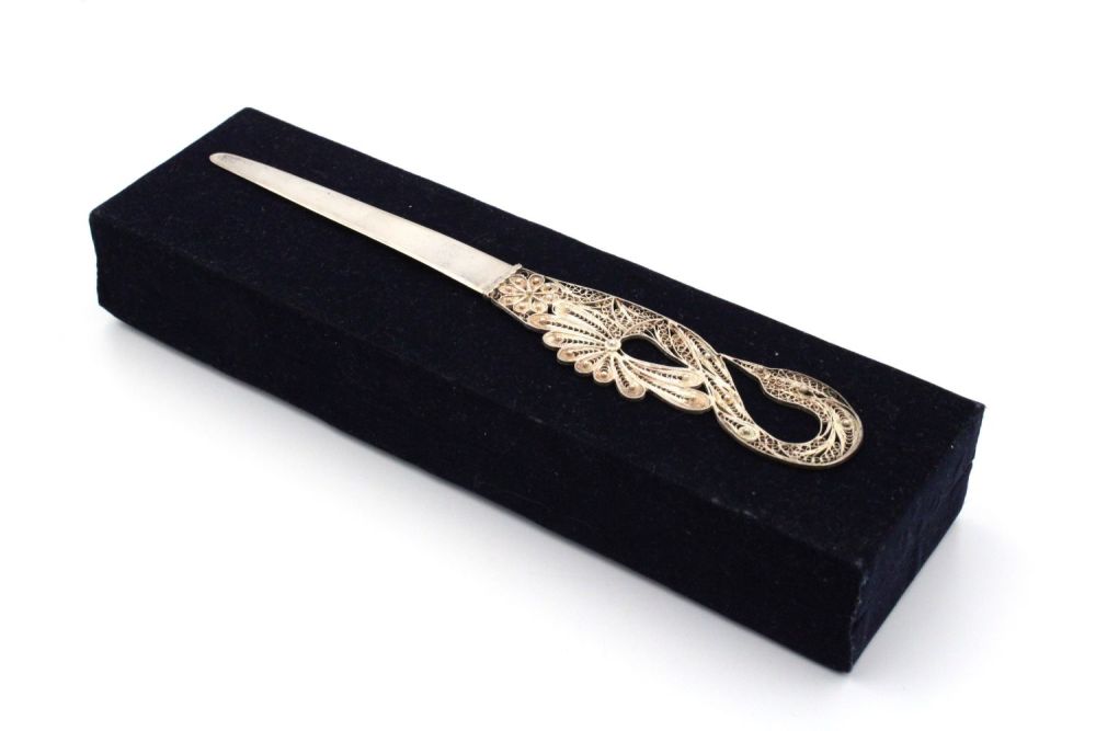 Lot 302: An Indian Silver Letter Opener with Filigree Work