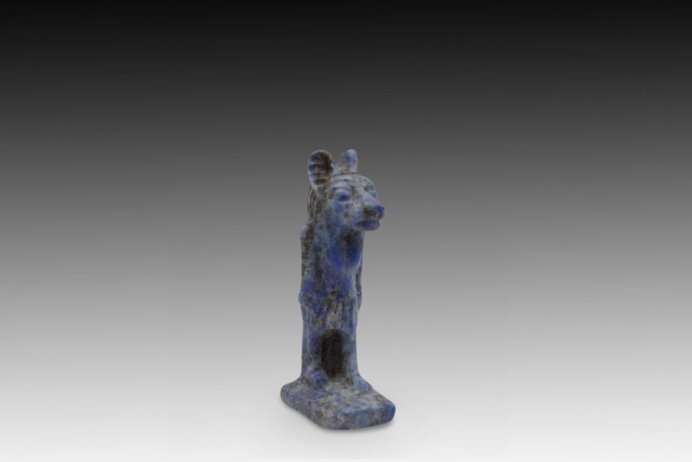 Lot 366: An Ancient Egyptian Lapis Lazuli Lotus Amulet