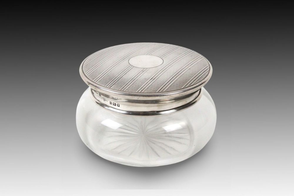 Lot 423: A Mappin + Webb London Silver Gilded Topped...