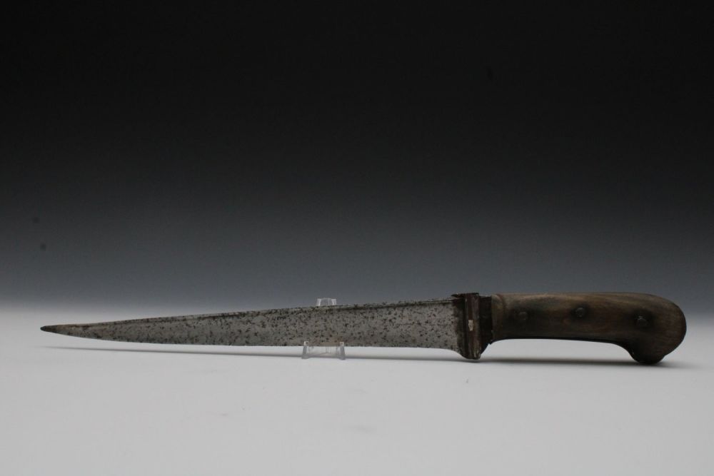 Lot 21: A Qajar Dagger from the 19th Century.