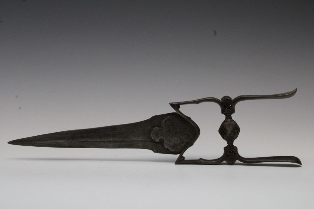 Lot 172: An Indian Steel Katar (Dagger) from the 18th...