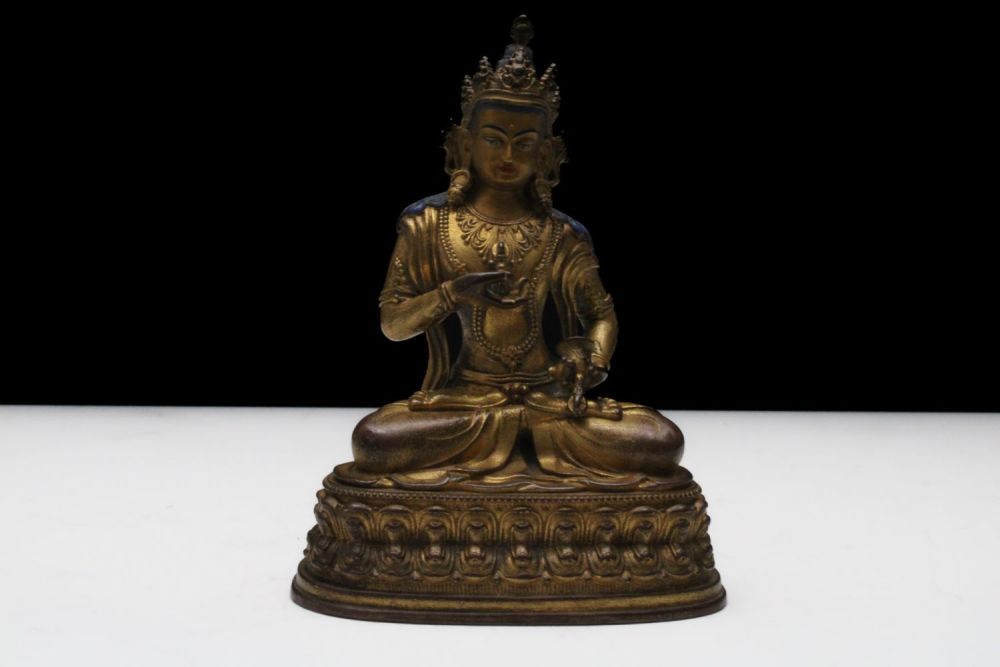 Lot 189: A Fine Tibetan Bronze Gilt Vajrasattva Buddhist Statue...
