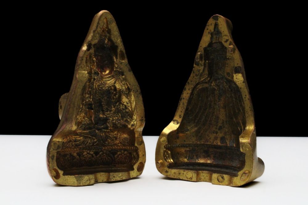 Lot 198: A Fine Chinese Tibetan Gold Gilt Buddha Mold.