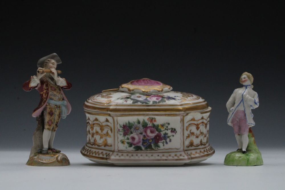 Lot 461: A Lot of a European Porcelain Miniature Jewellery...