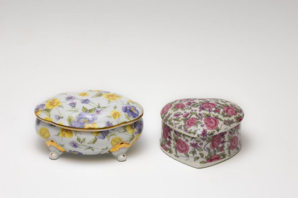 Lot 79: A Lot of 2 Vintage Continental Decorative Porcelain...