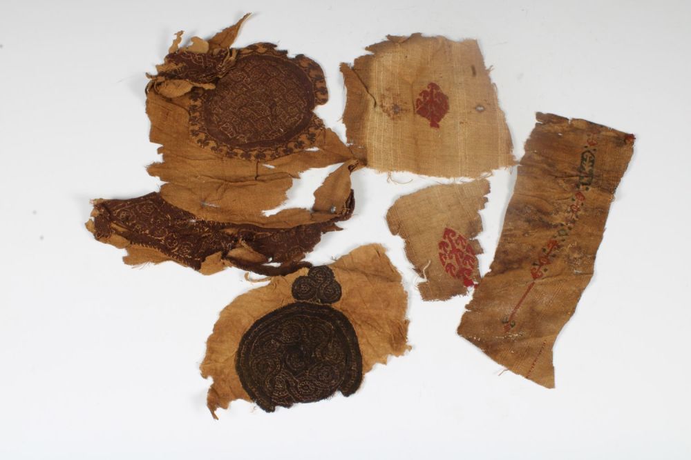 Lot 167: A Lot of 5 Egyptian Coptic Textiles from...