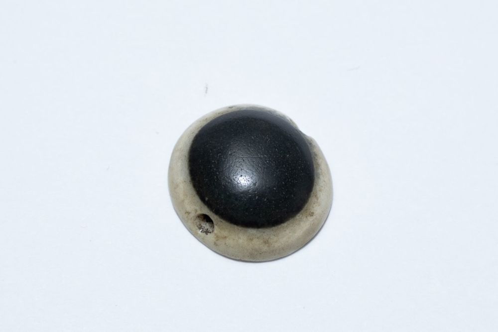Lot 210: An Ancient Roman Soloman Black and White Agate...