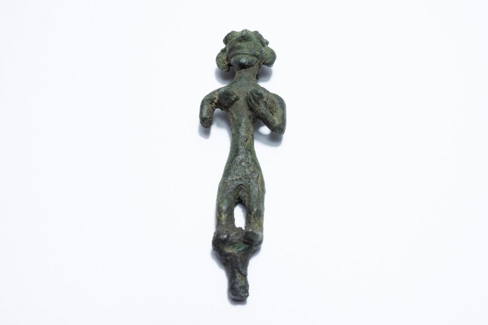 Lot 256: A Luristani Bronze Figure of a Goddess from...