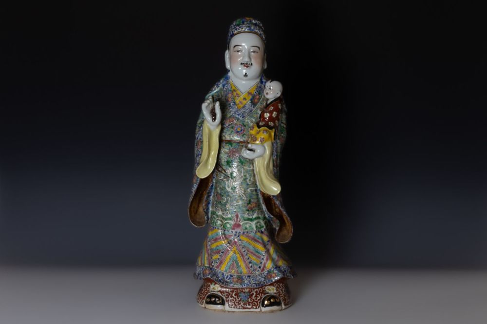Lot 371: A Chinese Large Famille Rose Enamel Porcelain Figure...