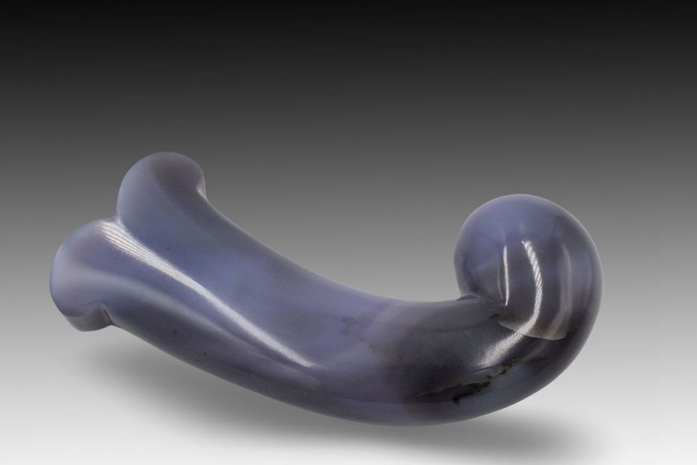 Lot 404: An Indian Mughal Style Agate Dagger Handle