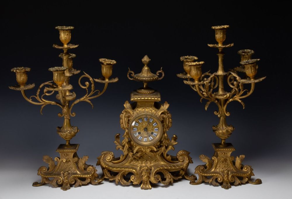 Lot 424: A Lot of Continental Gilt Clock and 2...