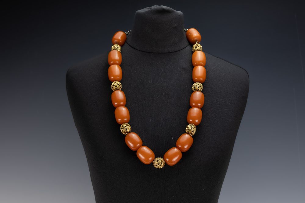 Lot 33: A Tribal Yemeni Amber Colour Beads Necklace.