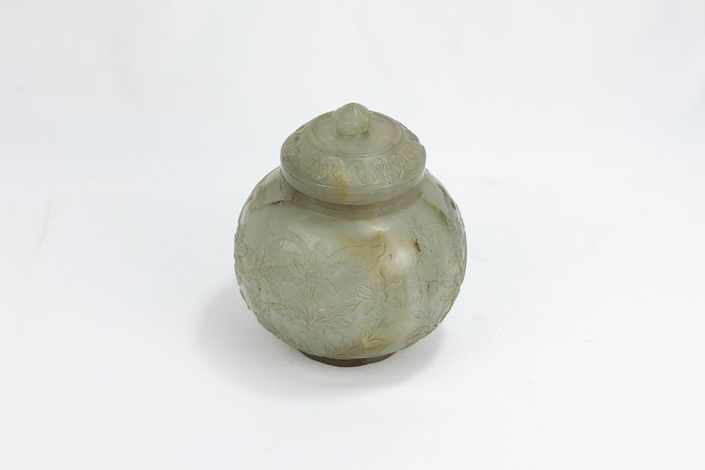 Lot 121: An Indian Mughal Style Jade Sugar Pot with...
