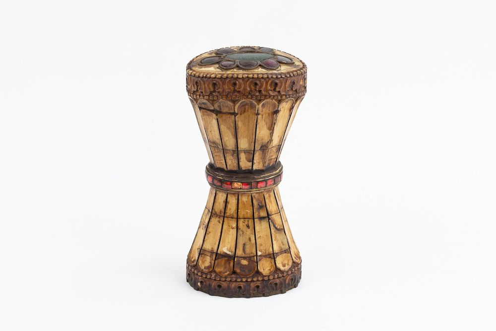 Lot 126: An Indian Mughal Style Dagger Handle with Red...