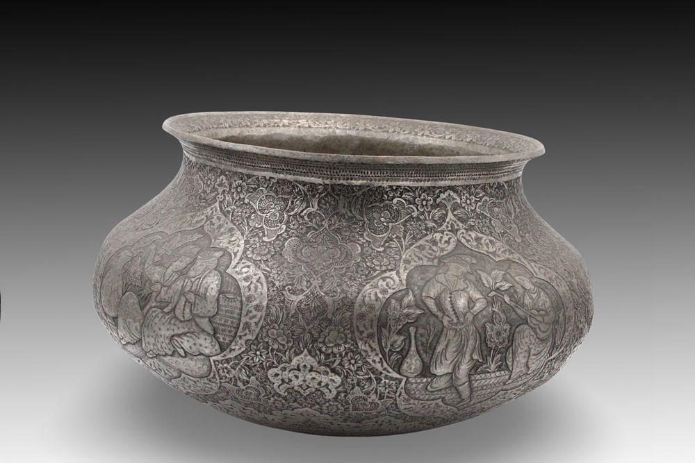 Lot 153: A Qajar Copper Bowl from the 19th Century,...