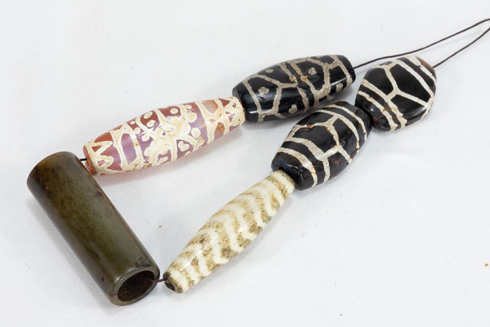 Lot 55: A Tibetan Agate Dzi Beads Short Necklace Probably...