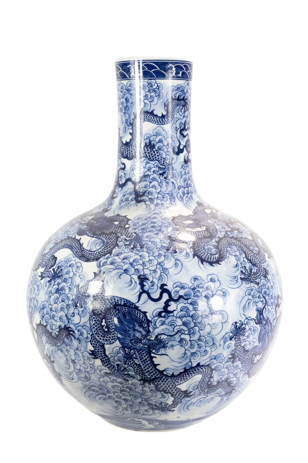 Lot 143: A Chinese Blue & White Porcelain Vase Depicting...