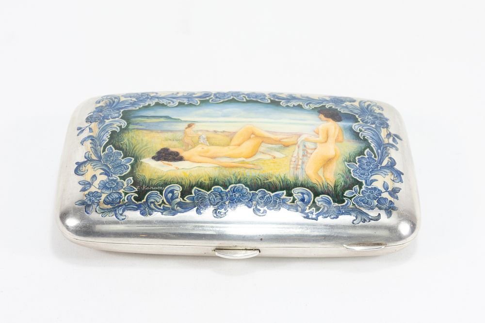 Lot 310: An English Silver Cigar Box Decorated with 2...