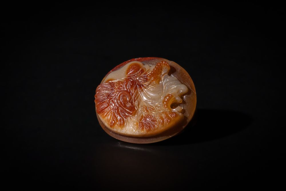 Lot 214: A Roman Comedy Theatre Mask Cameo Agate Stone.