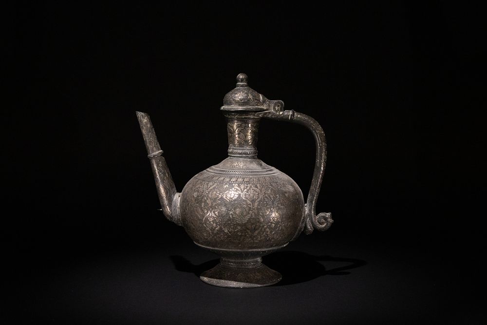 Lot 218: An Indian Mughal Bidri Silver Inlaid Ewer, 18-19th...