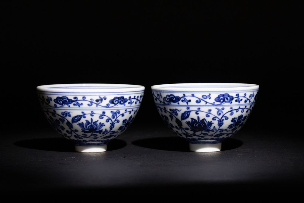 Lot 163: A Pair of Chinese Blue and White Porcelain...