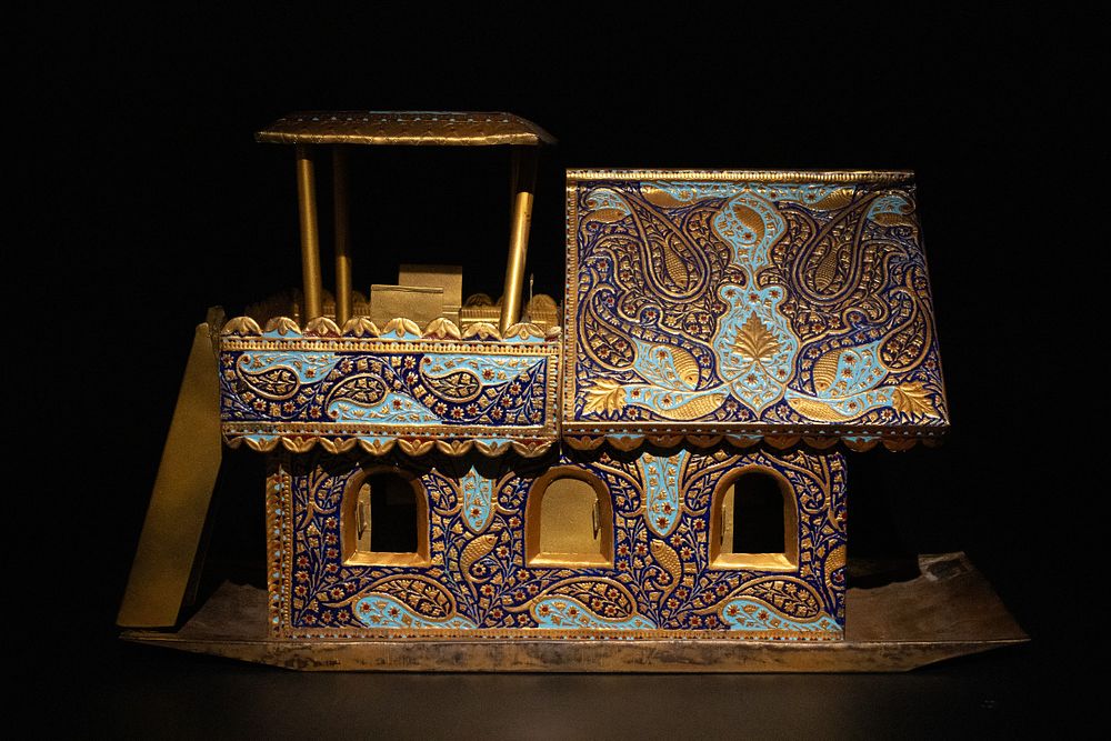 Lot 199: An Indian Kashmiri Enamelled Boat with Cloisonné Decoration.