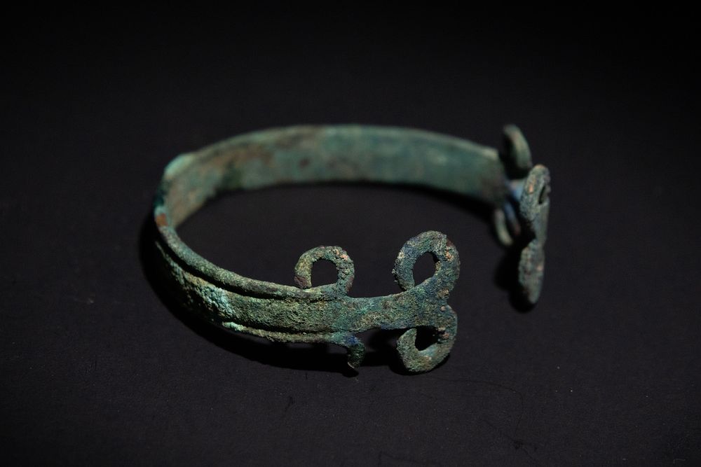Lot 276: A Luristani Bronze Cuff Bracelet, 1200–650 BCE.