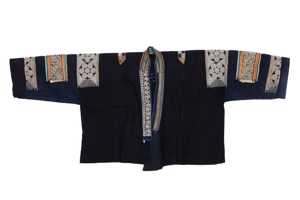 Lot 278: A Rare Chinese Hand Stitched Indigo-Dye Batik Silk...