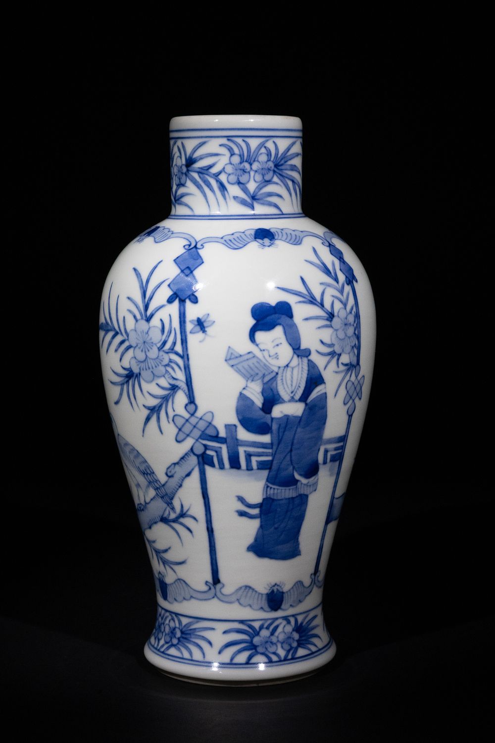 Lot 295: A Chinese Blue and White Porcelain Vase with...