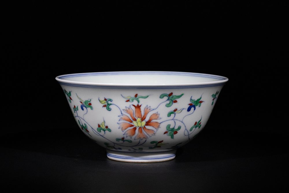 Lot 335: A Chinese Doucai-Style Floral Porcelain Bowl with Six...