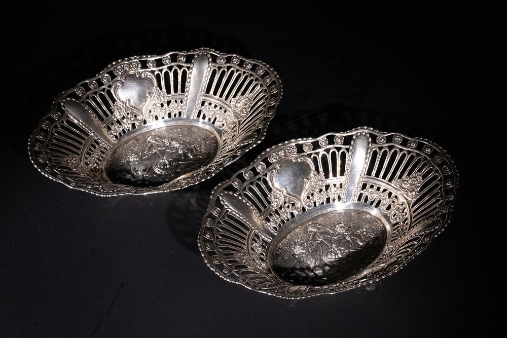 Lot 386: A Pair of Continental Silver Reticulated Dishes with...
