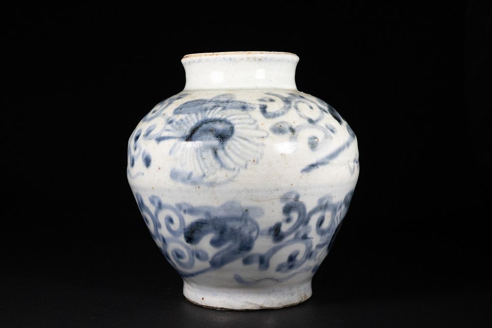 Lot 357: A Chinese Blue and White Porcelain Ovoid Jar...