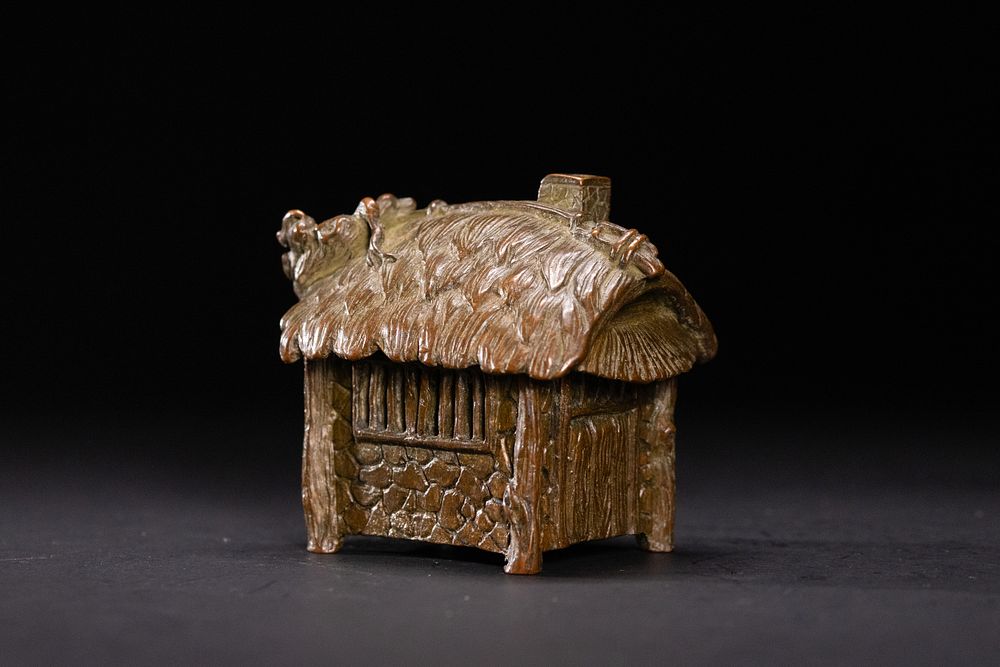 Lot 385: A Japanese Bronze Lidded Incense Box in the...
