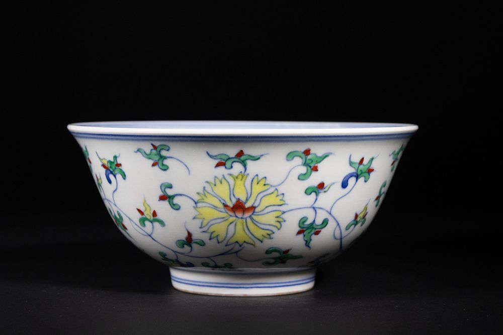Lot 309: A Rare Chinese Doucai-Floral Bowl with Central Medallion.