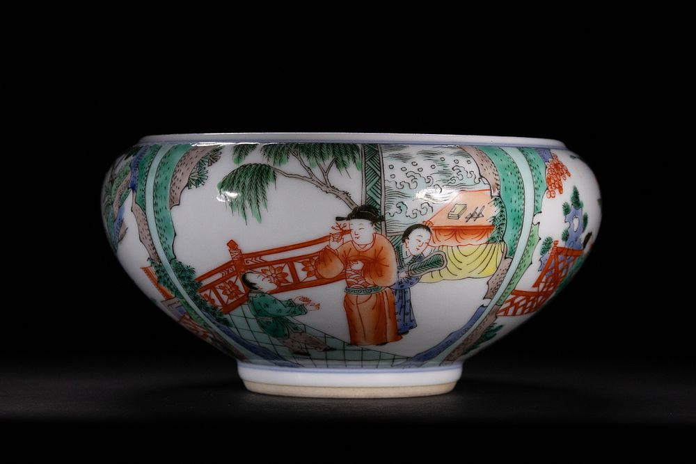Lot 318: A Chinese Famille Verte Porcelain Bowl with Figures.