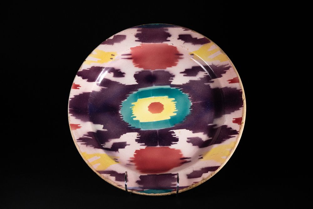Lot 400: A Russian Kuznetsov Porcelain Plate with Ikat-Style Polychrome...