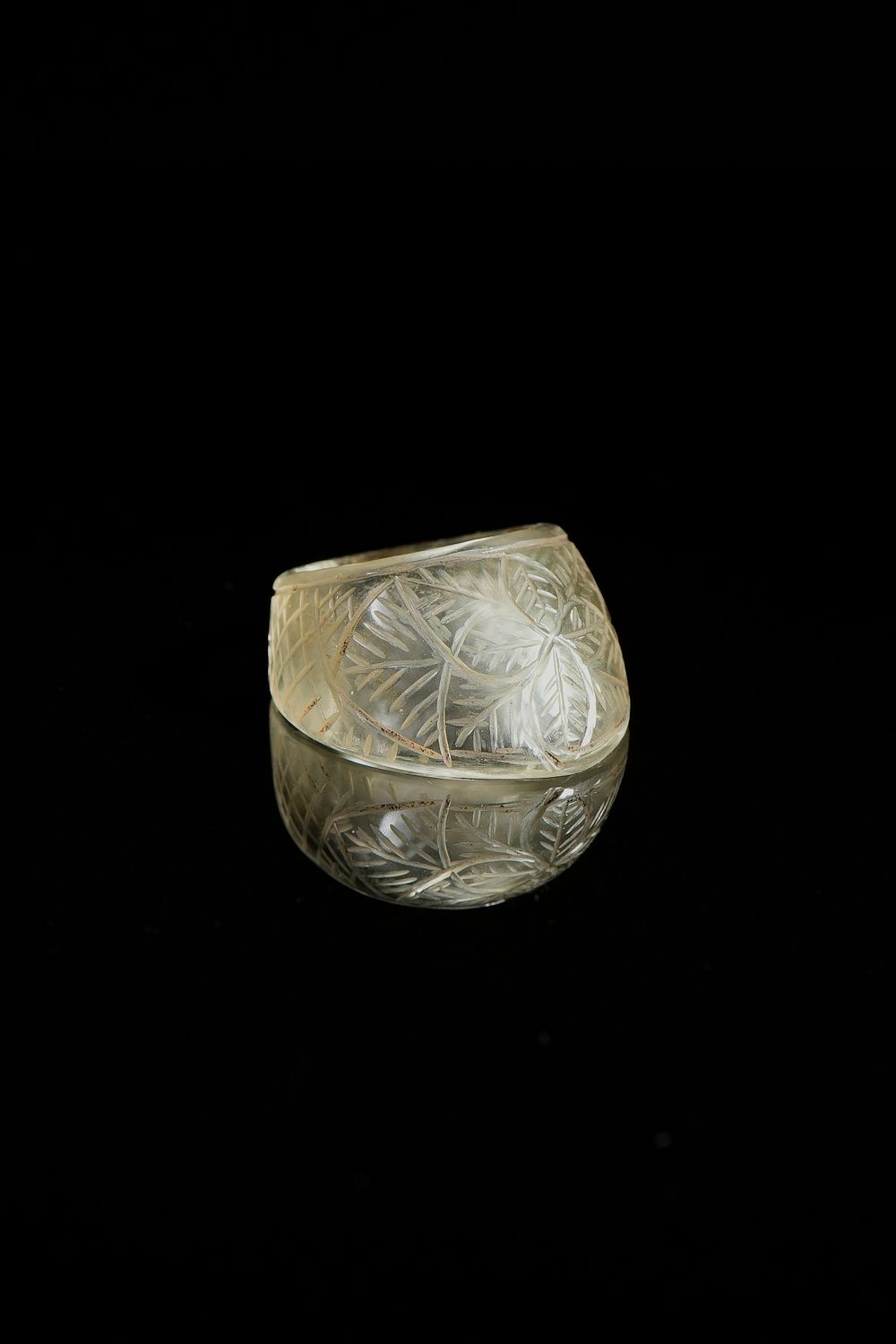 Lot 274: An Indian Rock Crystal Archer’s Thumb Ring with...